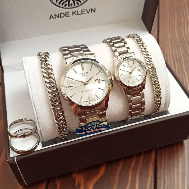 ست ساعت زنانه و مردانه زوجی مارک CASIO تقویم دار با دستبند کارتیر و حلقه ست در سه رنگ بندی