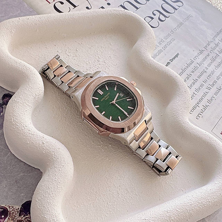 ساعت مچی مردانه هایکپی مارک فیلیپ PATEK PHILIPPE موتور ژاپن فول استیل رنگبندی مشکی و نقره ای رزگلد ارسال رایگان