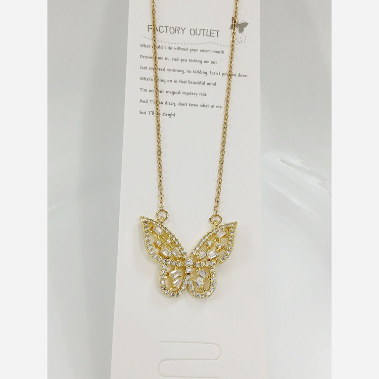 گردنبند پروانه مارک استیل رنگ ثابت
