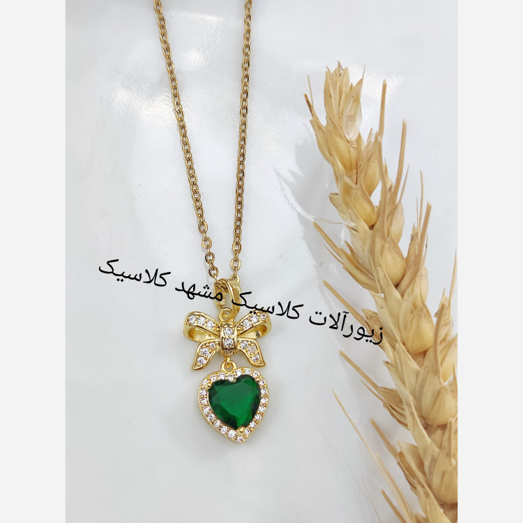 گردنبند استیل نگین سبز قلب پر کار خفن
