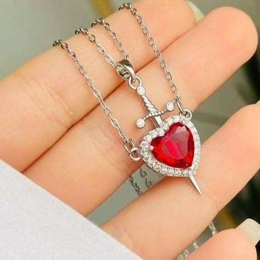 گردنبند ست قلب و شمشیر استیل نقره ای خاص و جدید