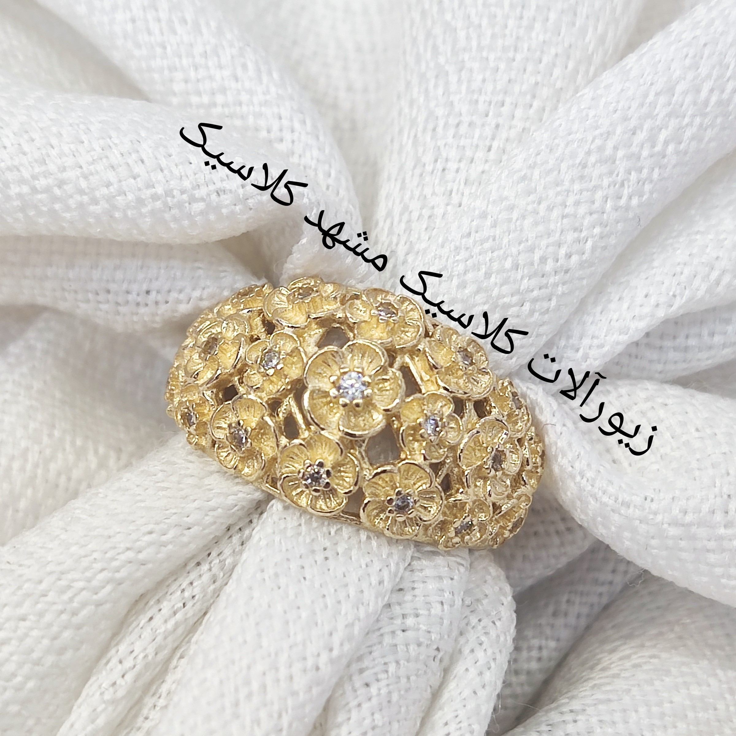 انگشتر زنانه طلا روس پر کار خفن و زیبا نگین دار