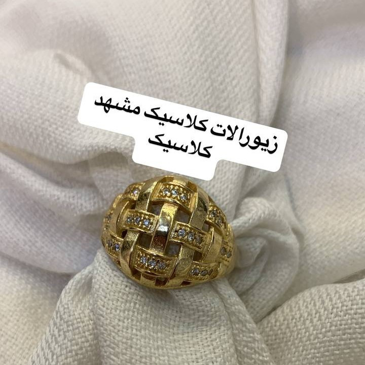 انگشتر زنانه طلا روس برجسته طرح طلا تراش