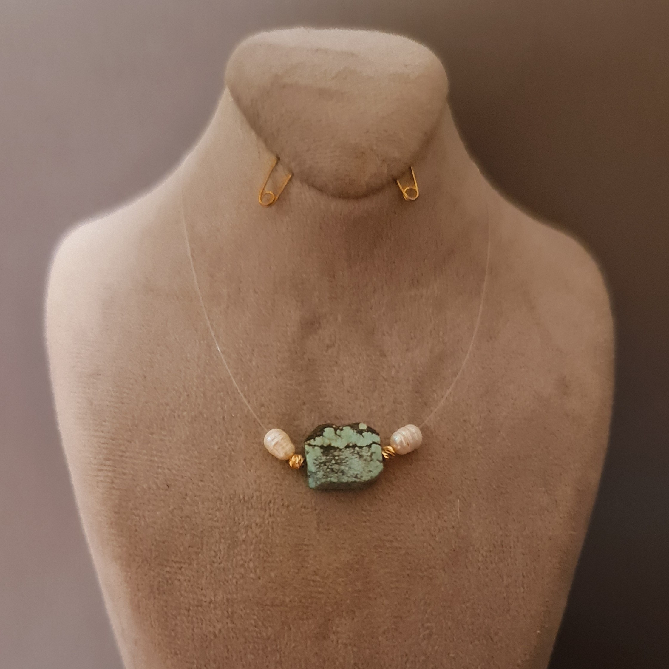 گردنبند مروارید و گوی طلا و سنگ فیروزه
