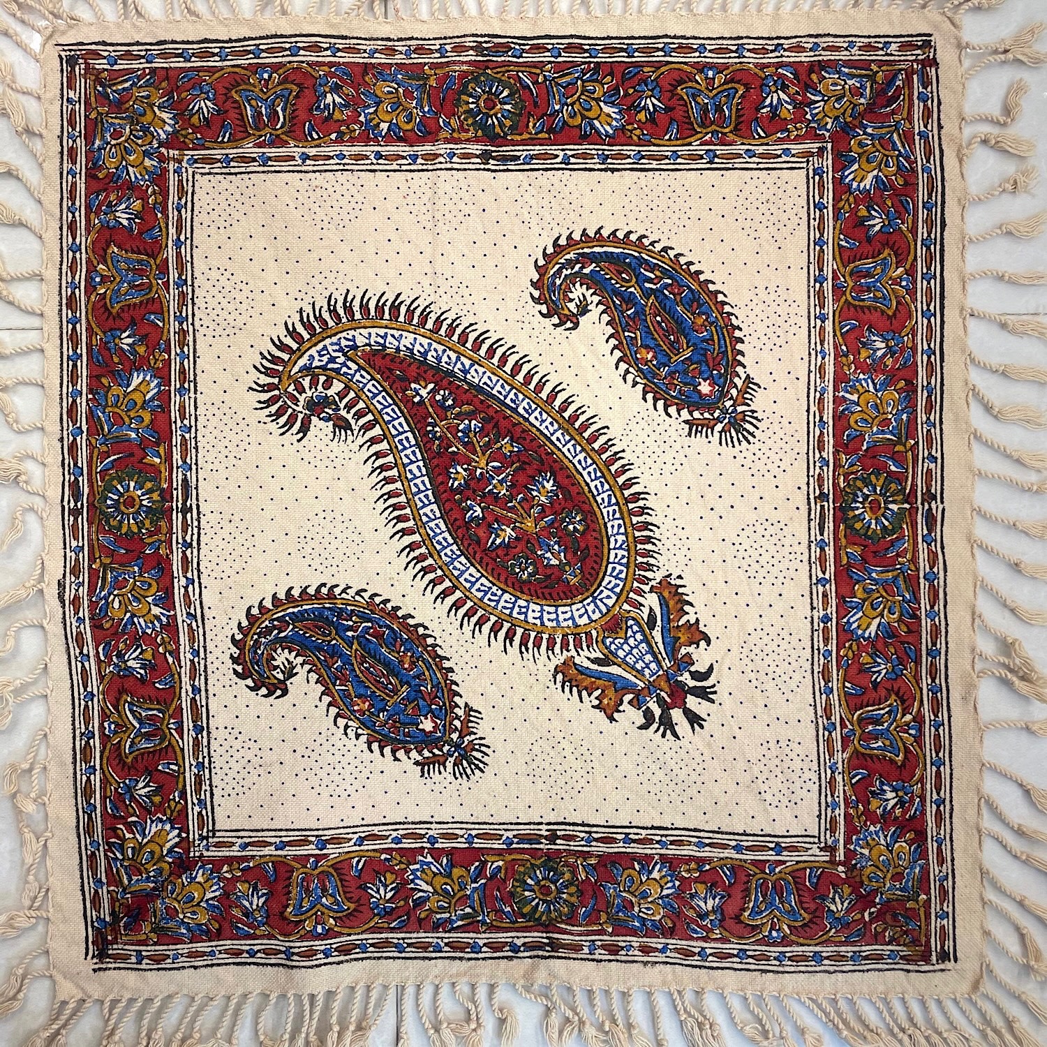 رومیزی عسلی قلمکار طرح گلابتون سایز 40 سانتی