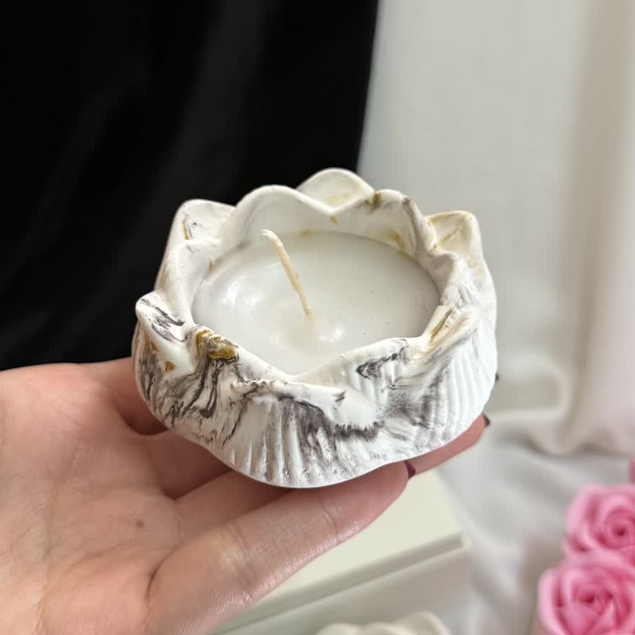 شمع گل لاله ساده و رگه دار