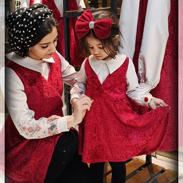 پیراهن جذاب دختر و مادر ست خاص مادر دختری ارسال سریع و رایگان تخفیف واقعی