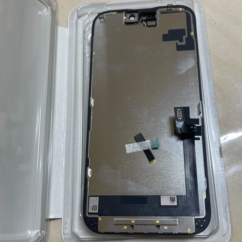LCD آیفون 16 نرمال