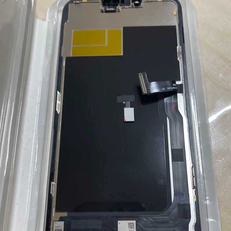 LCD آیفون 13 پرومکس
