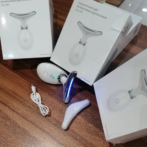 ماساژور و لیفتیگ صورت وگردن