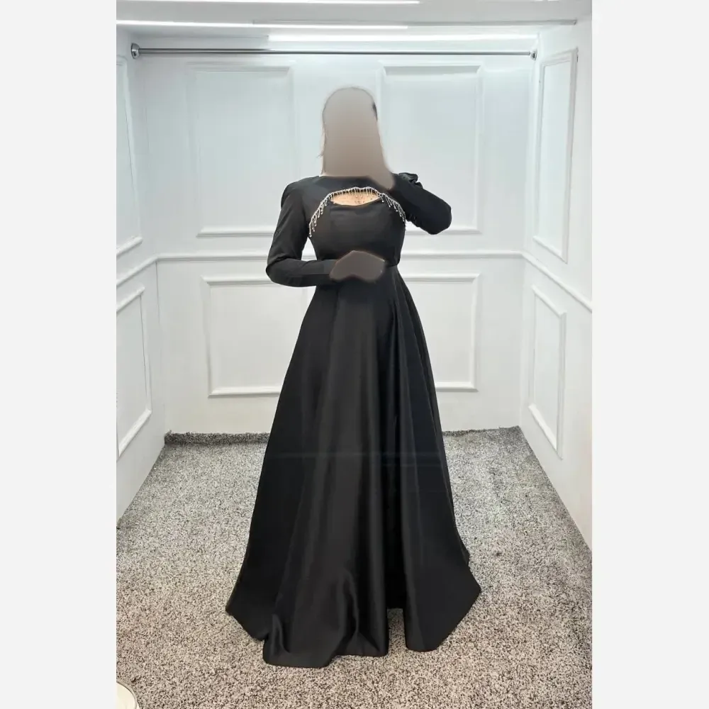 ماکسی ساتن آمریکایی مشکی کمربنددار قد 155