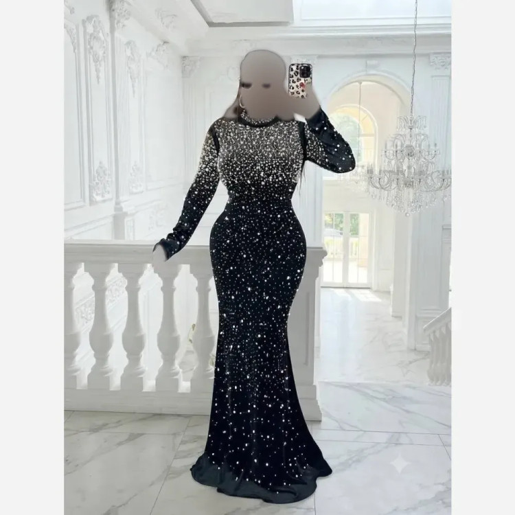 ماکسی مجلسی مدل بهاران جنس دالقیچ مروارید کوبی و نگین سایز 36 تا 48