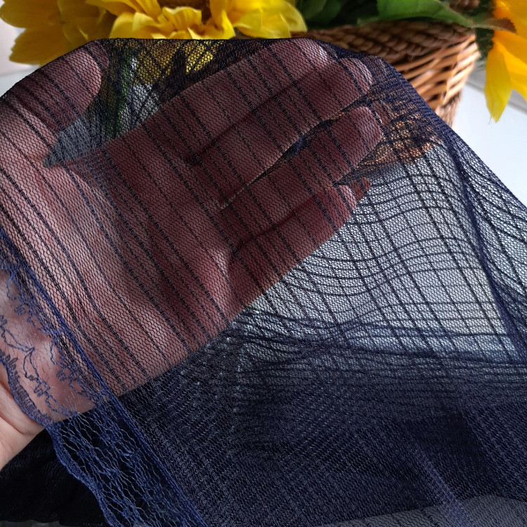 شال رینگی تور ساده و راه راه دور گیپور مشکی سرمه ای و قهوه ای سایز 100 در 50 سانتیمتر