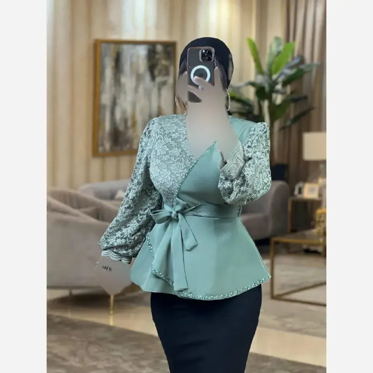 شومیز زنانه مجلسی مدل گلوریا جنس مازراتی و گیپور مزون دوز