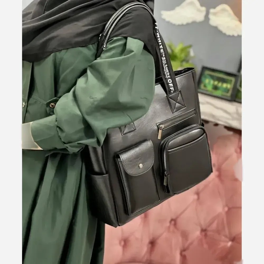 کیف مهرانگیز چرم رنگ مشکی سایز 35 در 35