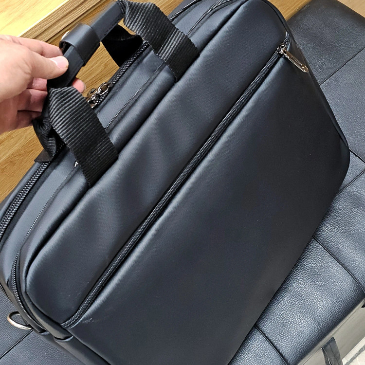کیف اداری لپتاپی سیلیکونی ضد خش دوشی و دستی دو خانه (2)