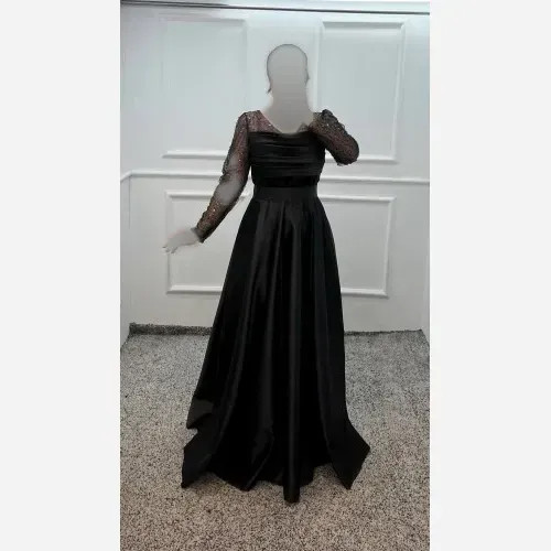 ماکسی مجلسی زنانه ساتن آمریکایی و پولک مشکی قد 150 کمربنددار