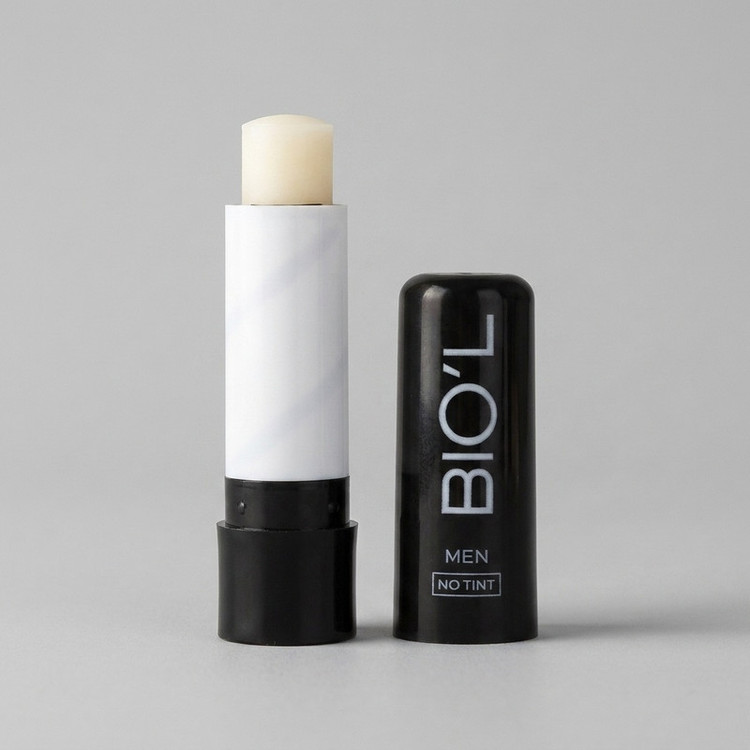 بالم لب مردانه بیول مدل Me با SPF 15، مرطوبکننده و درمان خشکی لب، با ترکیبات گلیسیرین، محفظه ماتیکی