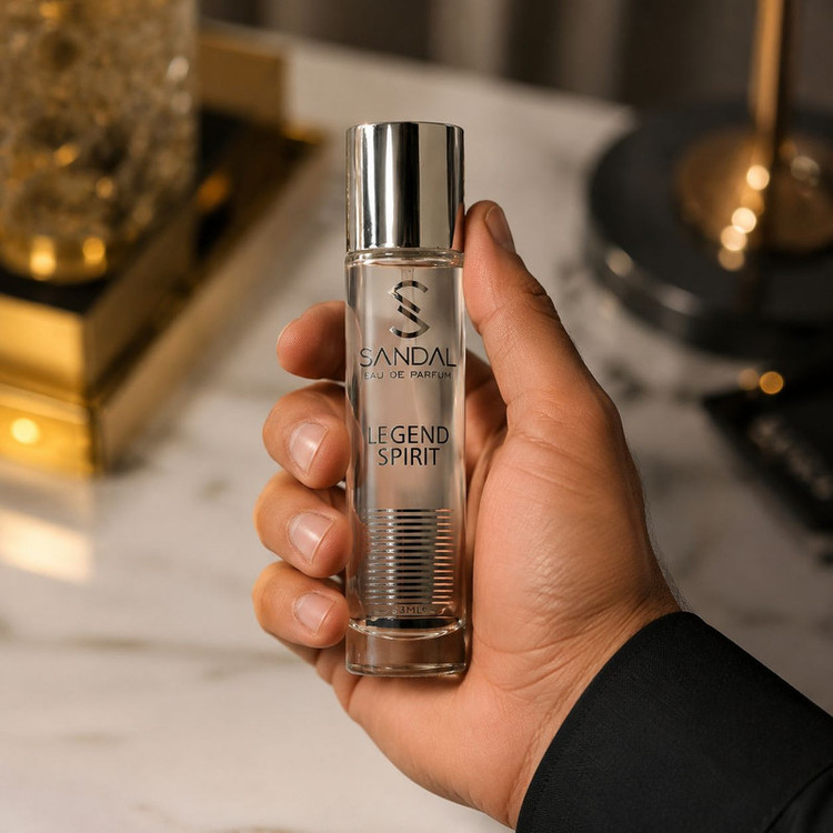 عطر جیبی مردانه صندل مدل لجند اسپریت با رایحه خنک حجم 33 میلی لیتر