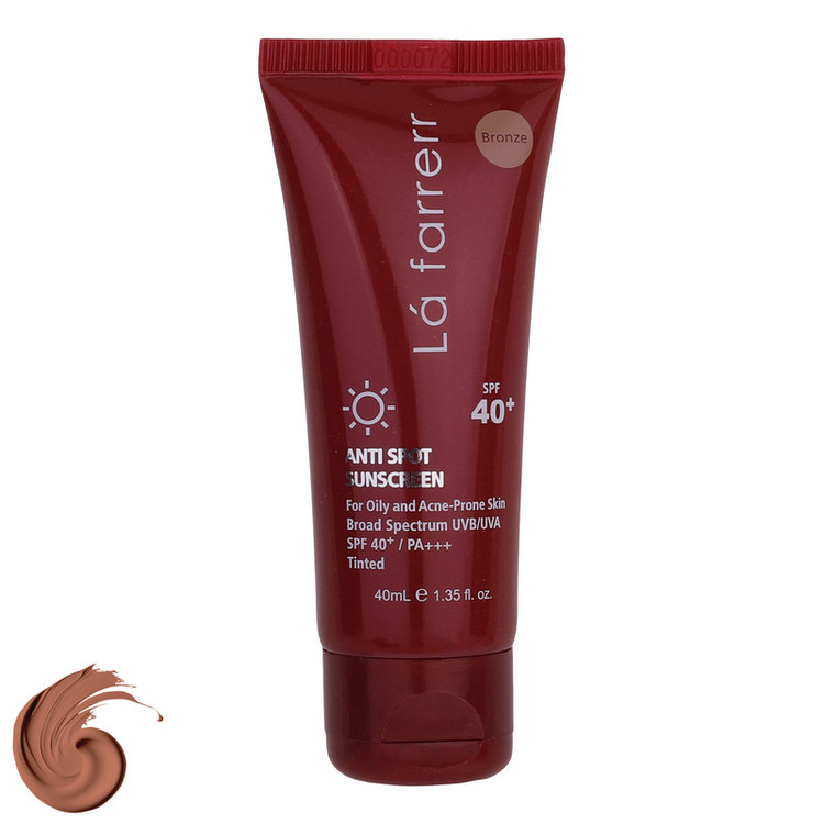کرم ضدآفتاب رنگی لافارر مدل SPF40، مناسب پوستهای چرب، حجم 40 میلیلیتر