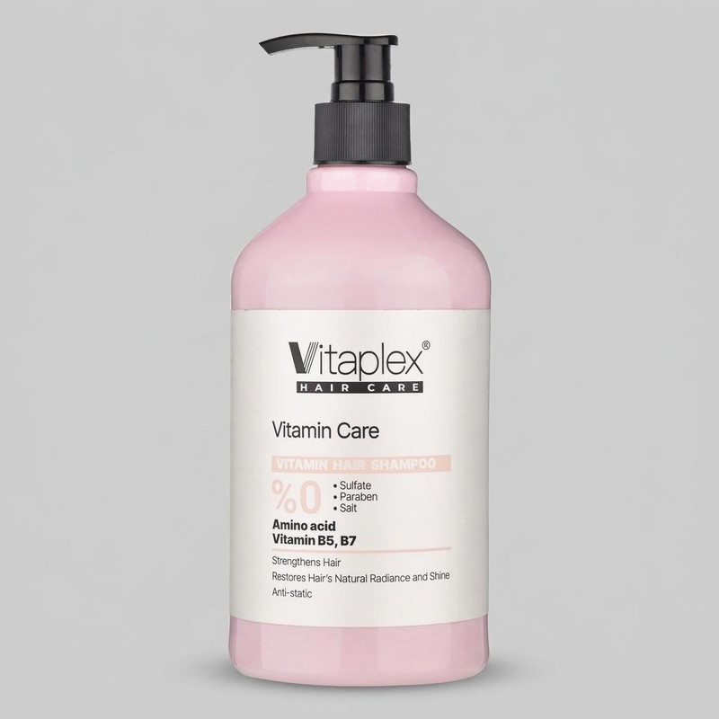 شامپو مو ویتاپلکس مدل Vitamin Care 01 حجم 500 میلی‌لیتر مناسب موهای خشک و معمولی، نرم‌کننده، مرطوب‌کننده، تقویت‌کننده، ترمیم‌کننده، براق‌کننده و ضد وز