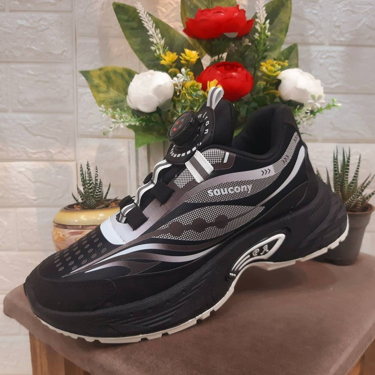 کفش ورزشی ساکونی مدل دیسکی 37 تا 40 کتونی saucony