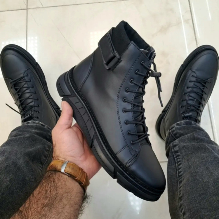 بوت بزرگپا مردانه Dior (کیفیتA+)