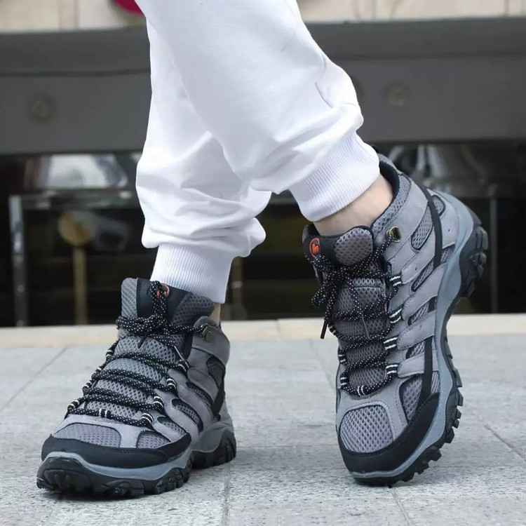 کفش کوهنوردی merrell ( قیمت عالی )