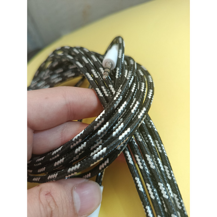 کابل AUX کنفی جنس خوب ایکس