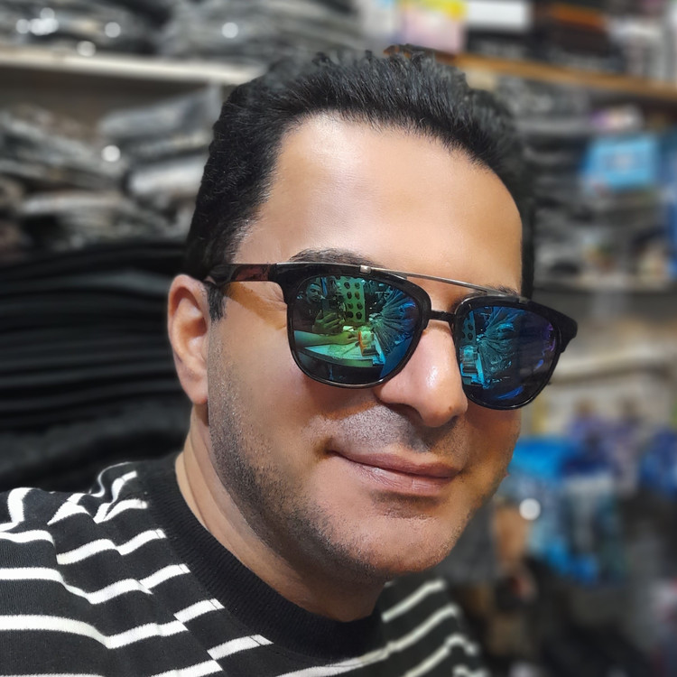 عینک دودی عینک آینه ای عینک جیوه ای عینک آفتابی زنانه و مردانه