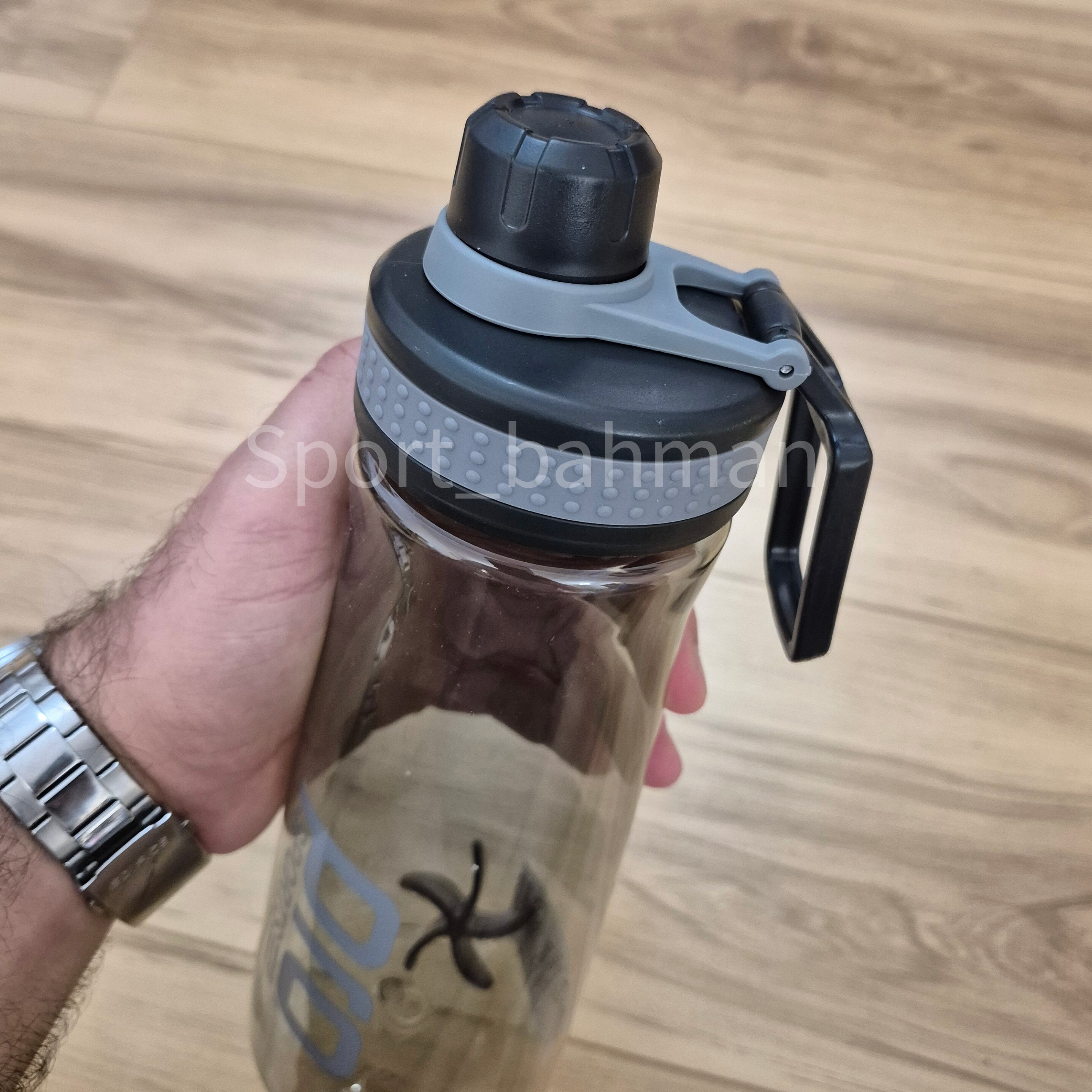 قمقمه شیکر Pro