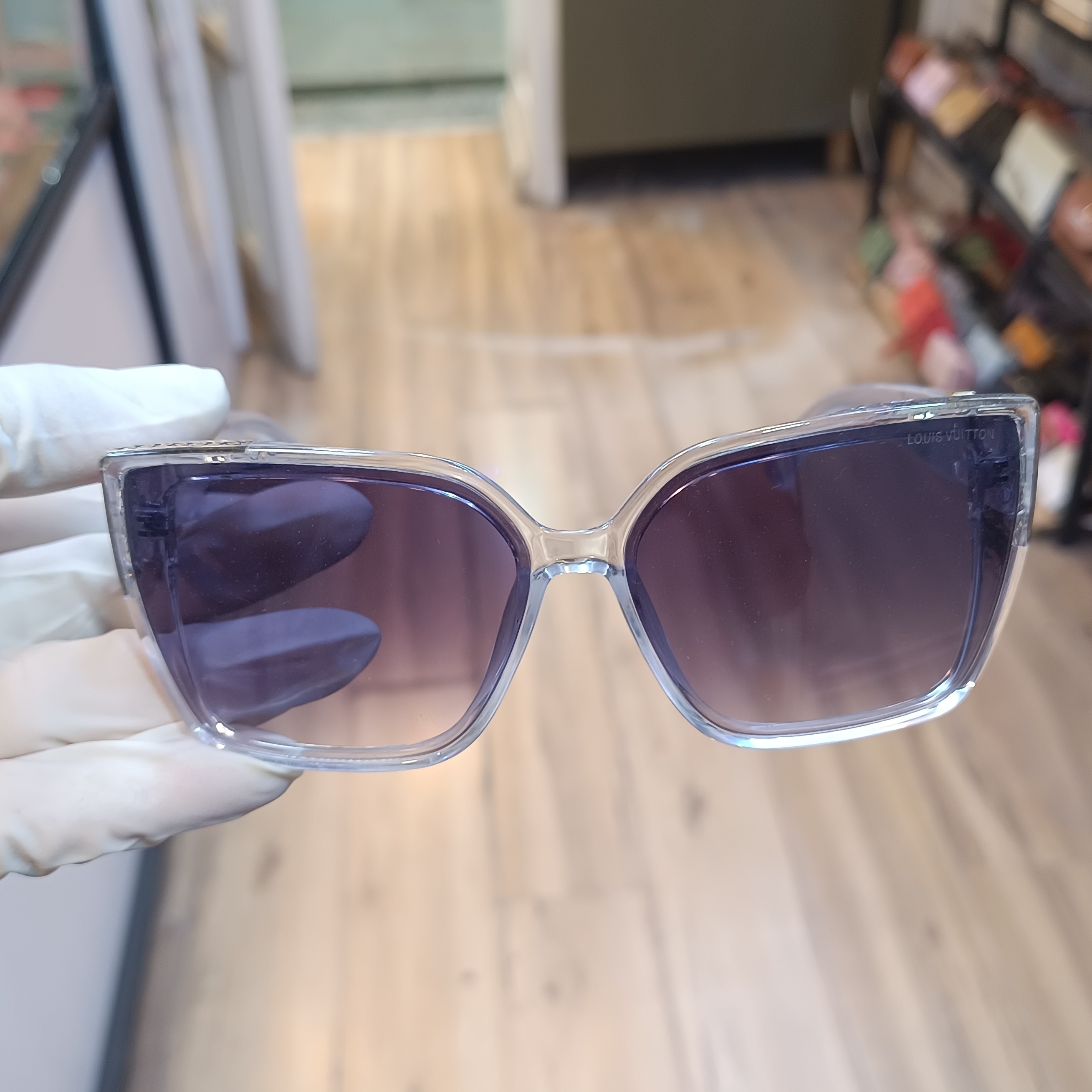 عینک آفتابی زنانه 6500