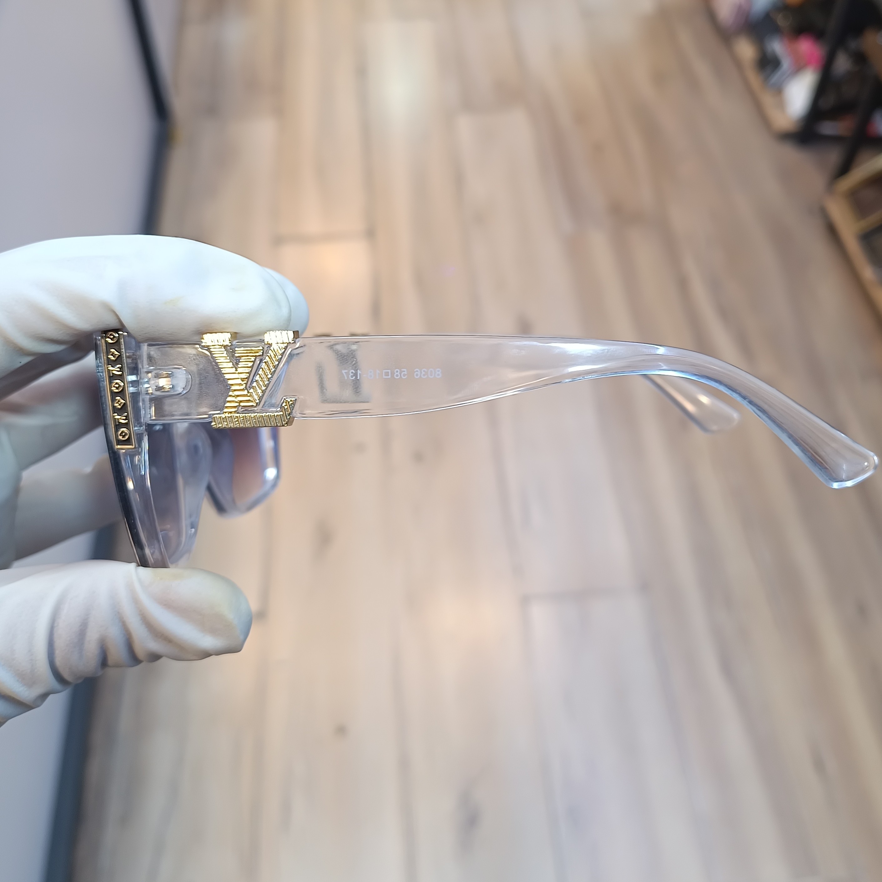 عینک آفتابی زنانه 6500
