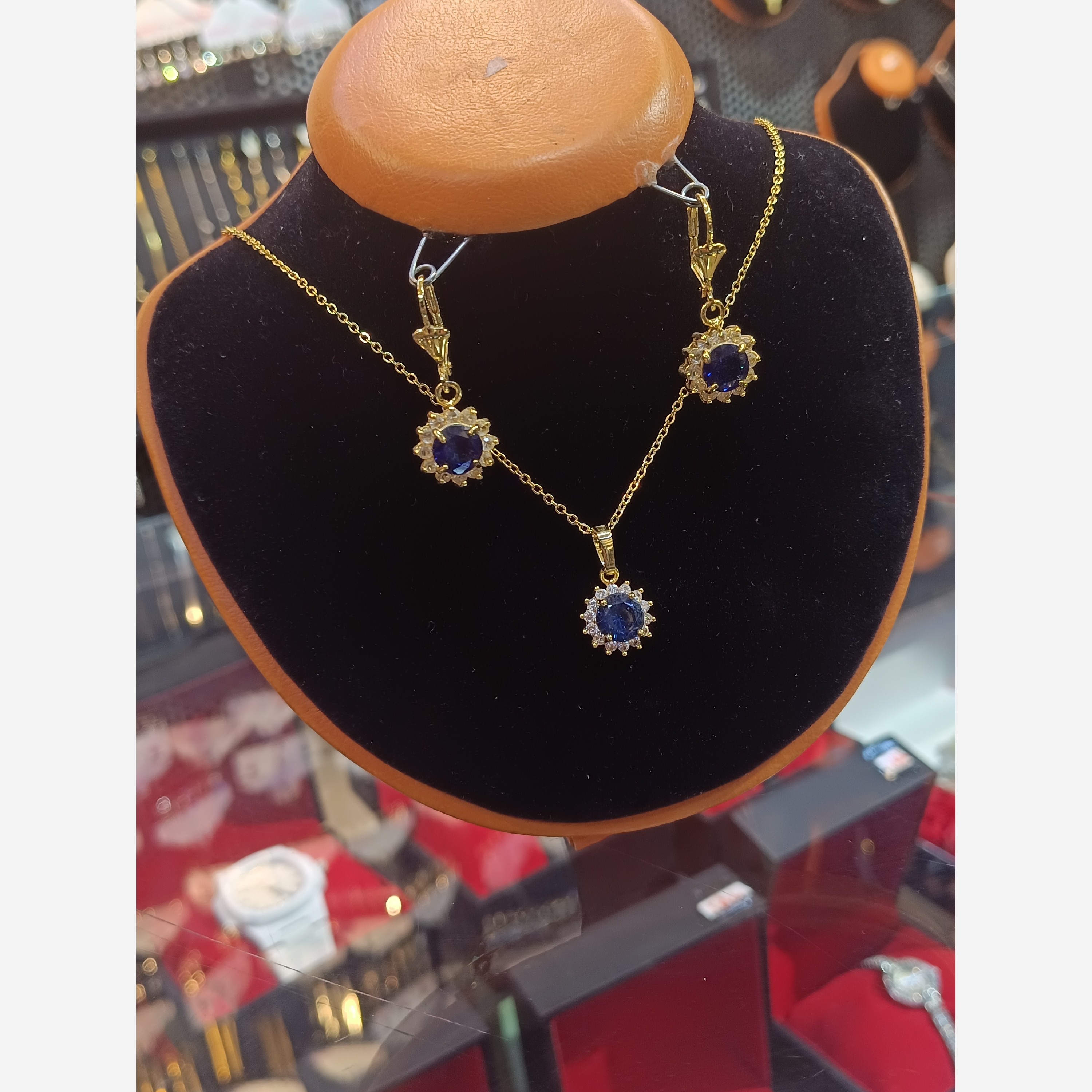 نیمست دخترانه نگین آبی برند ژوپینگ 6300