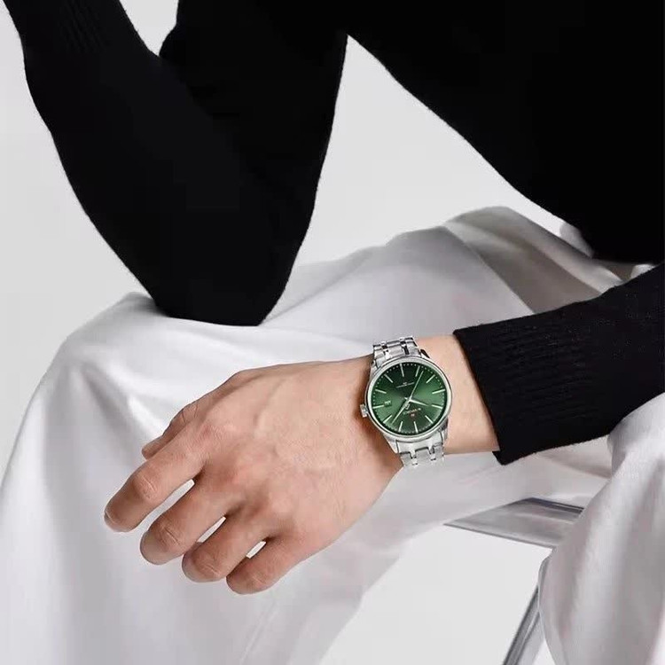 ساعت مچی مردانه نیوی فورس NAVIFORCE مدل Nf9230 ژاپنی صفحه سبز