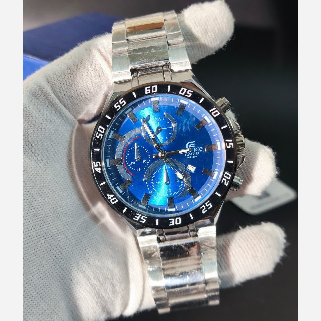 ساعت مچی مردانه کاسیو CASIO EDIFICE موتور ژاپنی صفحه آبی دور مشکی