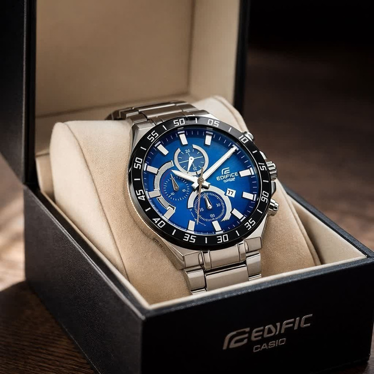ساعت مچی مردانه کاسیو CASIO EDIFICE موتور ژاپنی صفحه آبی دور مشکی