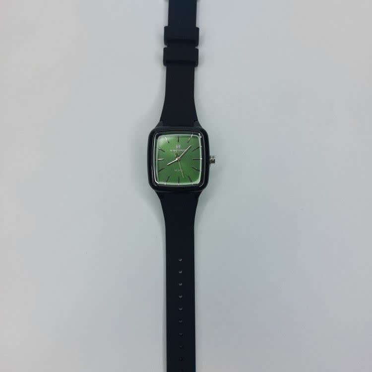 ساعت مچی عقربه ای زنانه نیوی فورس NAVIFORCE مدل Nf5055 مشکی سبز