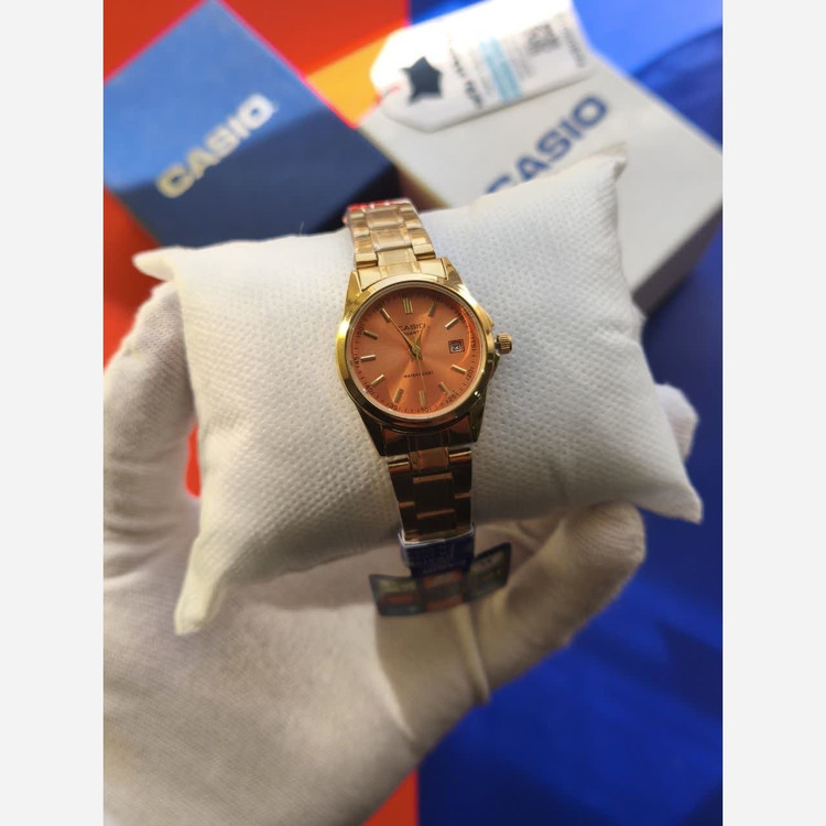 ساعت مچی زنانه کاسیو CASIO موتور ژاپنی بند طلایی + جعبه