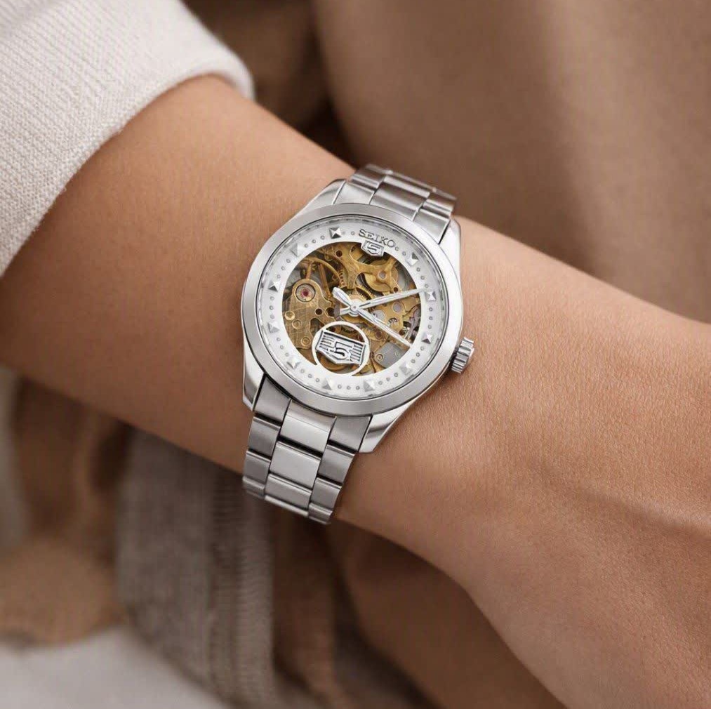 ساعت مچی اتوماتیک زنانه سیکو پنج SEIKO 5 نقره ای